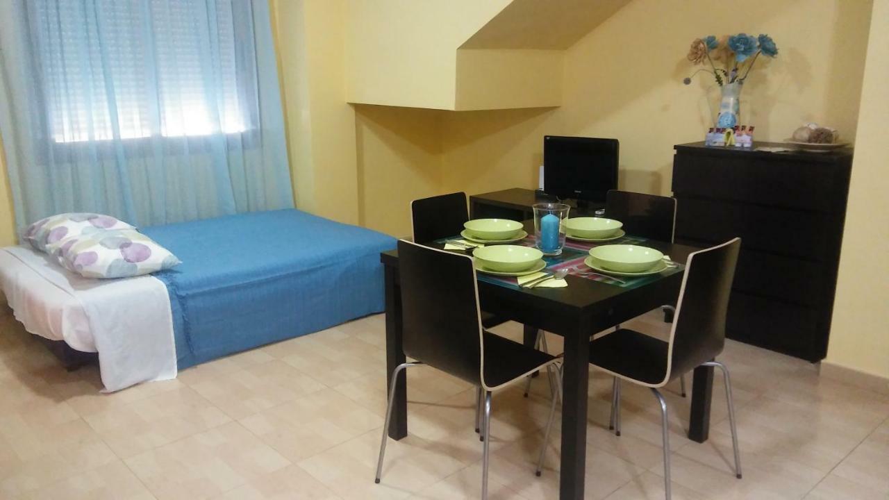 Apartamento Domingo Lozano Málaga Buitenkant foto