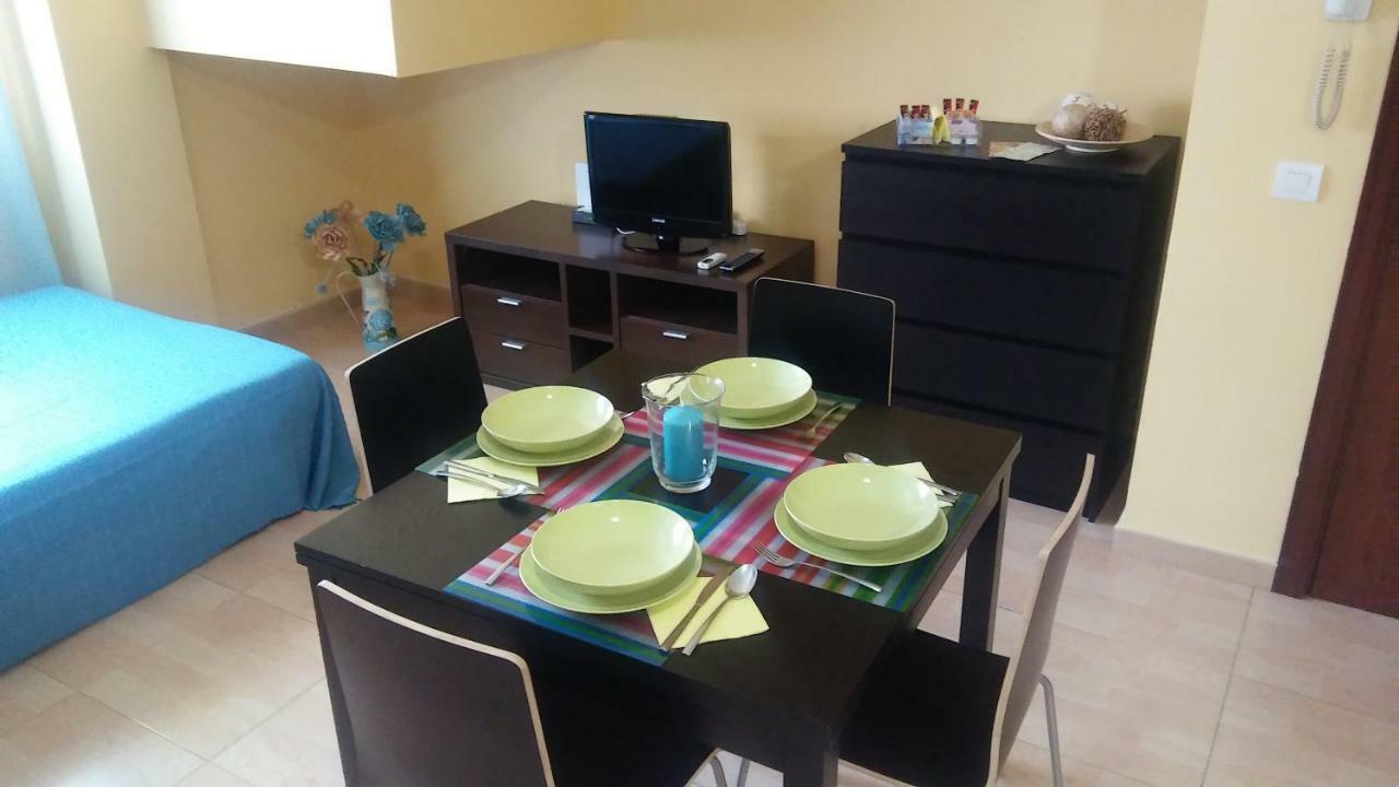 Apartamento Domingo Lozano Málaga Buitenkant foto